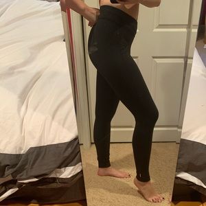 Lucy Yoga Leggings